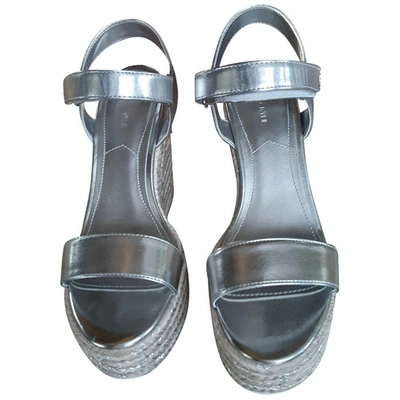 Pre-owned Kendall + Kylie Leather Sandals In Silver
