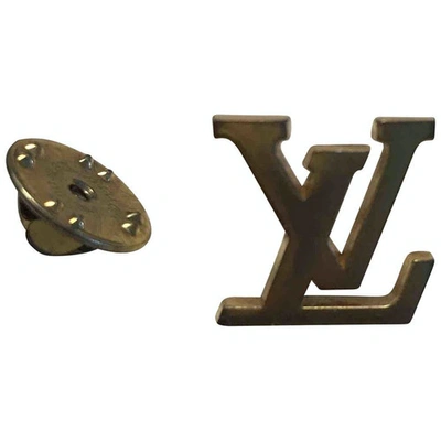 Pre-owned Louis Vuitton Monogram Gold Metal Pins & Brooches