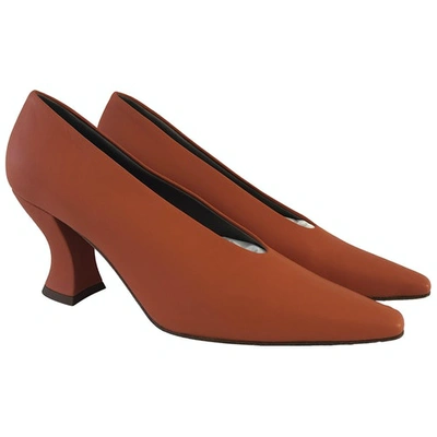 Pre-owned Bottega Veneta Almond Leather Heels In Orange