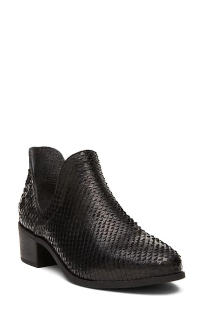 Matisse Seeker Textured Bootie In Black Leather