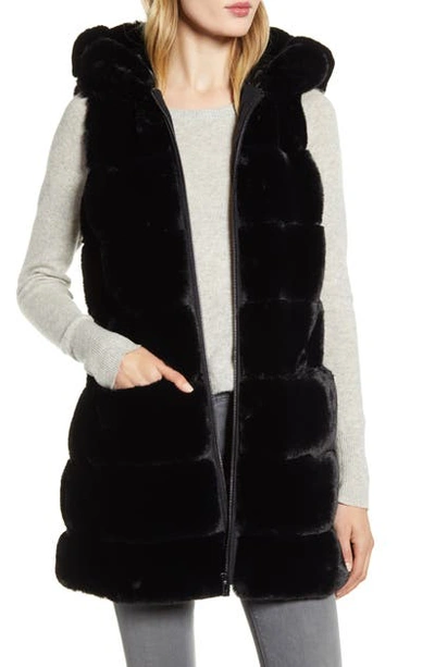 Via Spiga Grooved Faux Fur Hooded Vest In Black