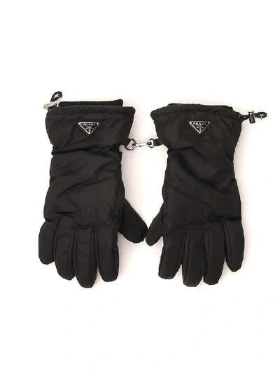 Prada Triangle Logo Gloves In Black