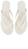 Tkees The Boyfriend Sandal In Cream