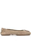 Tory Burch Minnie Travel Ballerina Shoes In Beige