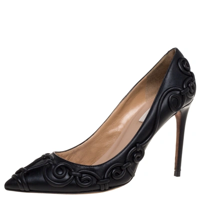 Pre-owned Valentino Garavani Black Leather Swirl Detail Pointed Toe Pumps Size 38.5