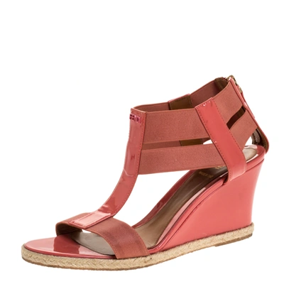Pre-owned Fendi Coral Patent Leather And Elastic Fabric T-strap Espadrille Wedge Sandals Size 37 In Pink