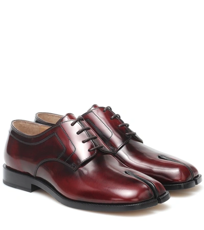 Maison Margiela Tabi Leather Derby Shoes In Red