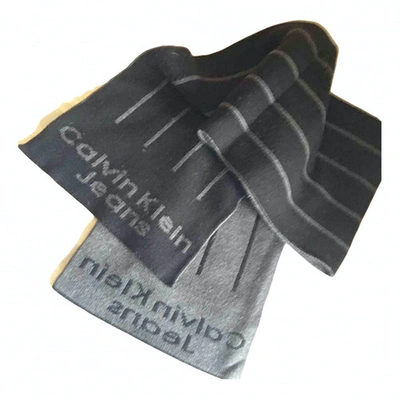 Pre-owned Calvin Klein Wool Scarf & Pocket Square In Grey