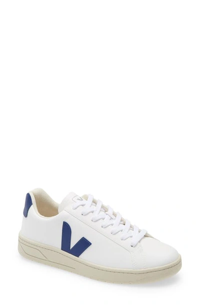 Veja Urca Sneakers In White Leather In White/ Cobalt