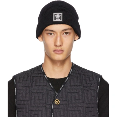 Versace Logo-patch Beanie In A1008 Black