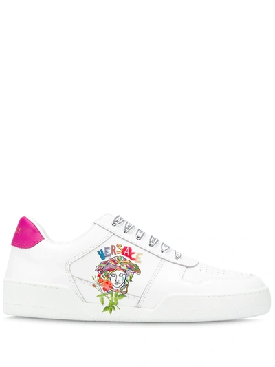 Versace Llus Medusa Low Top Trainer In Bianco