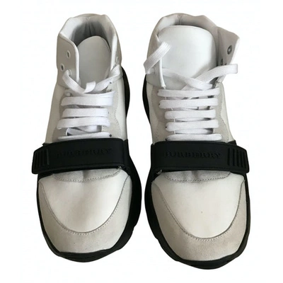 Pre-owned Burberry Cloth Trainers In White