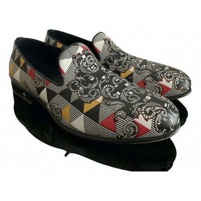 Pre-owned Versace Leather Flats In Multicolour