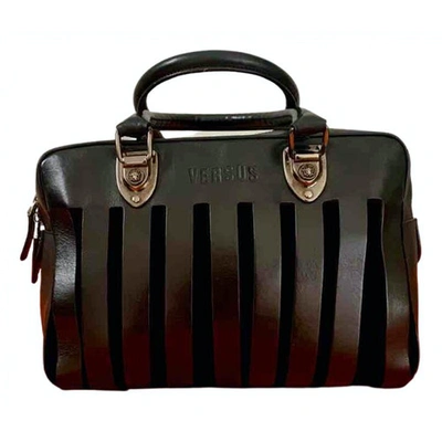 Pre-owned Versus Black Leather Handbag