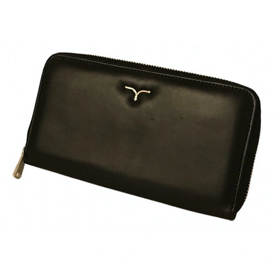 Pre-owned Larusmiani Leather Wallet In Black