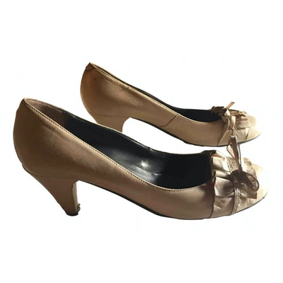 Pre-owned Janet & Janet Leather Ballet Flats In Beige
