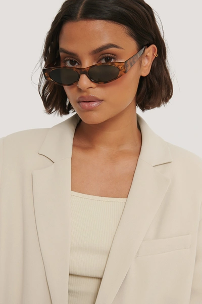 Na-kd Slim Straight Edge Sunglasses Brown In Tortois