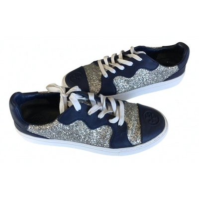 Pre-owned Tory Burch Glitter Trainers In Silver