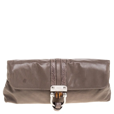 Pre-owned Gucci Taupe Leather Croisette Clutch In Grey