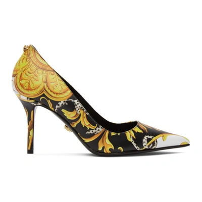 Versace Barocco Print Pumps In White And Yellow In Dbn9o Wh/bk