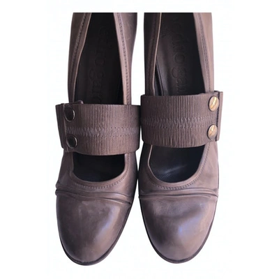 Pre-owned Pedro Garcia Leather Heels In Grey