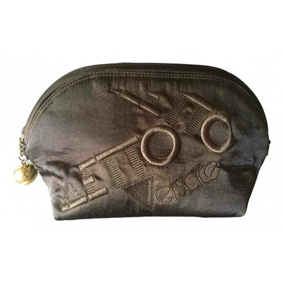 Pre-owned Versace Cloth Purse In Brown