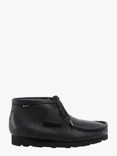 Clarks Lace-up Ankle Boots In Black