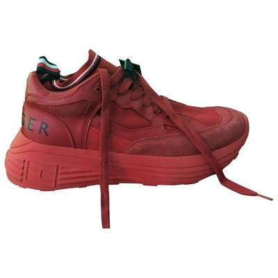Pre-owned Tommy Hilfiger Leather Low Trainers In Red
