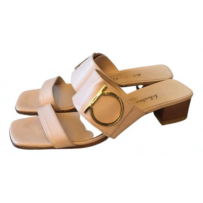 Pre-owned Ferragamo Beige Leather Sandals