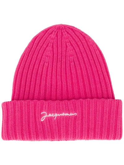 Jacquemus Le Bonnet Ribbed Beanie Hat In Pink