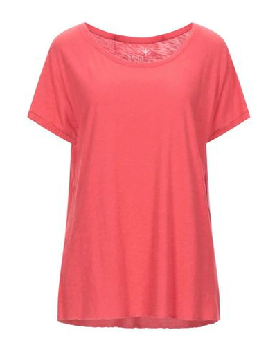 Juvia T-shirt In Coral