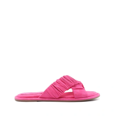 Schutz Paulinna Flat Sandal In Paradise Pink