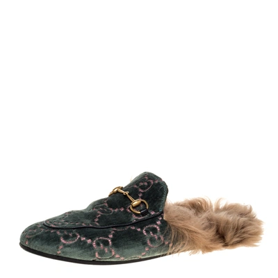 Pre-owned Gucci Green Gg Velvet And Fur Lined Princetown Flat Mule Size 38.5