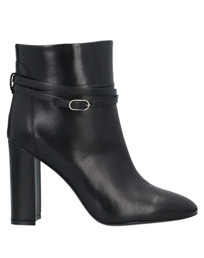 Twinset Ankle Boots In Black