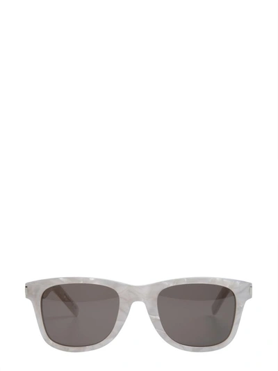 Saint Laurent Classic 51 Heart Sunglasses In Grey