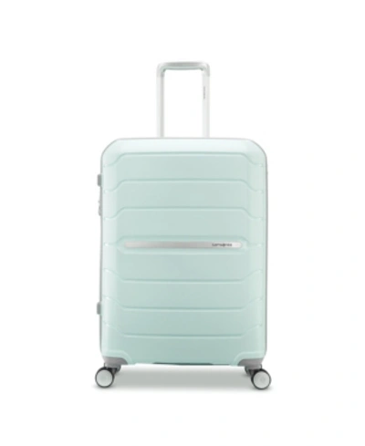 Samsonite Freeform 24" Expandable Hardside Spinner Suitcase In Mint Green