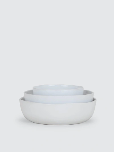 Hawkins New York Organic Dinnerware, Medium Round Serving Bowl In White