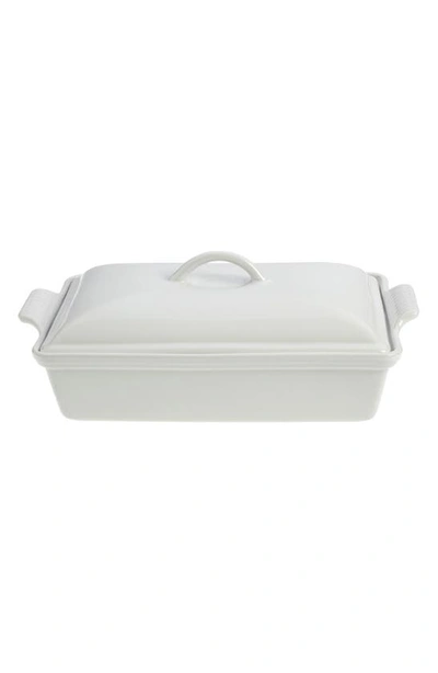 Le Creuset 4-quart Heritage Stoneware Covered Rectangular Casserole In White