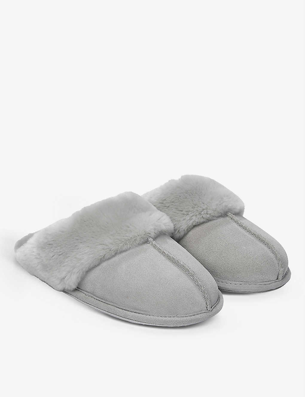 white slippers with fur