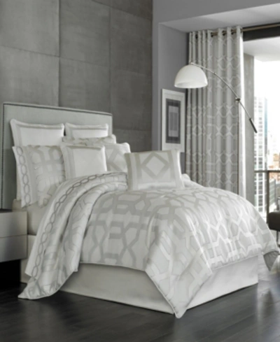 J Queen New York Five Queens Court Kennedy King Comforter Set Bedding In White