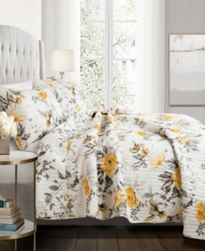 Lush Decor Penrose Floral 3-pc. Full/queen Quilt Set In Yellow