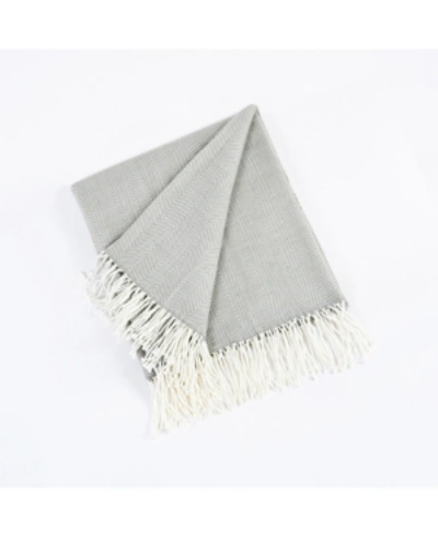 Saro Lifestyle Classic Herringbone Throw In Gray