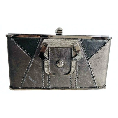 Pre-owned Paula Cademartori Leather Clutch Bag In Metallic