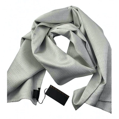 Pre-owned Burberry Silk Stole In Metallic