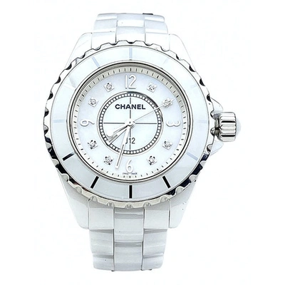 Pre-owned Chanel J12 Quartz White Ceramic Watch