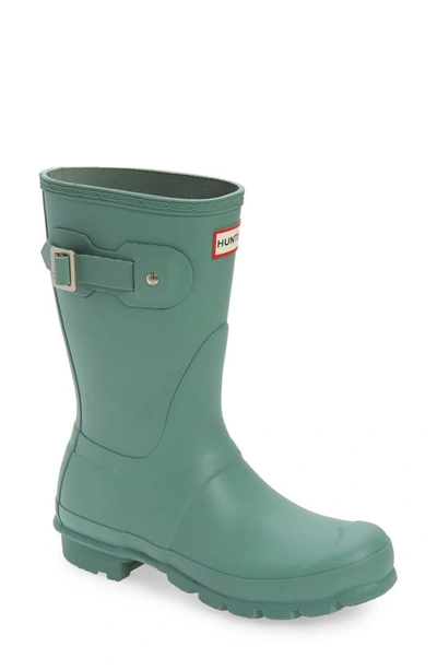 Hunter Original Short Waterproof Rain Boot In Sage Skipper