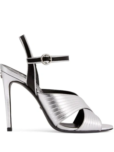 Gucci Betsy Crossover Metallic-leather Sandals In Silver