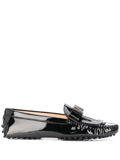 Tod's Gommino Fringe Loafers In Black