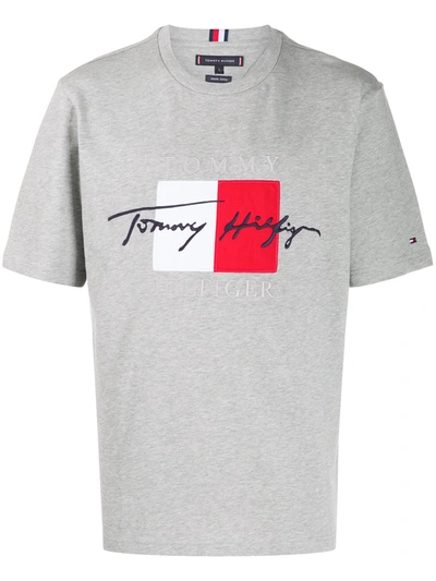 Tommy Hilfiger Logo Print Organic Cotton T-shirt In Grey