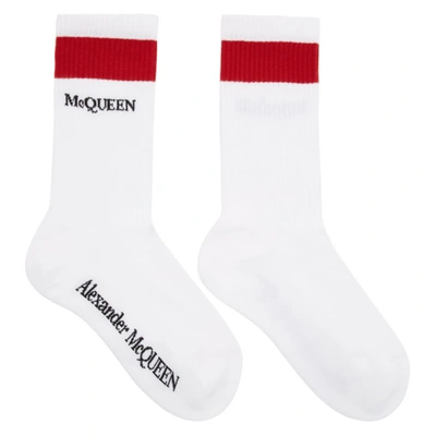 Alexander Mcqueen Mid Calf Contrast Stripe Logo Print Socks In 9074 Wh/rd